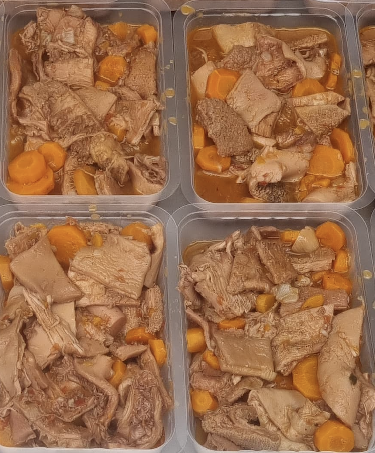 des barquettes de tripes de boeuf à la tomate
